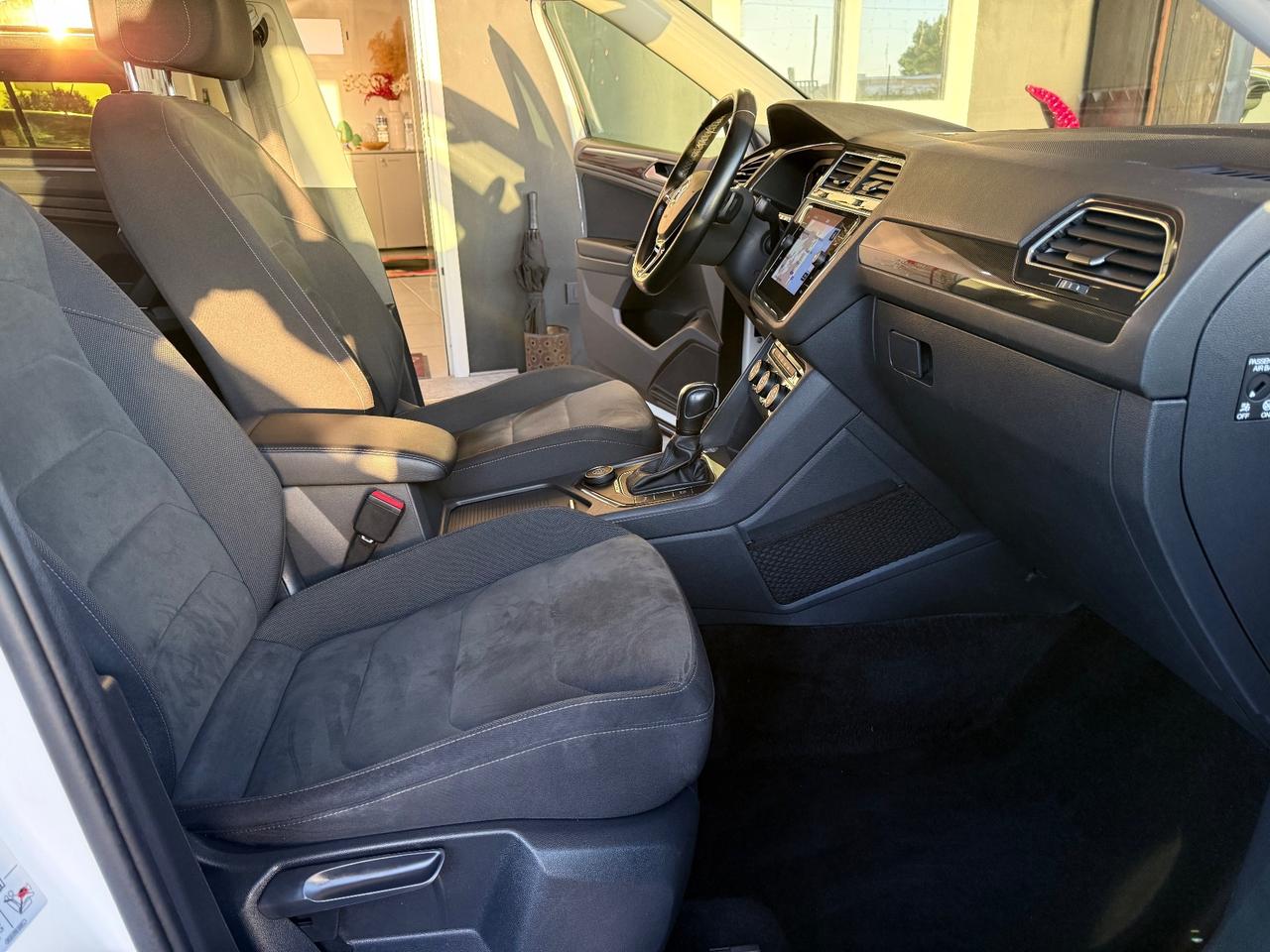 Volkswagen Tiguan Allspace 2.0 BiTDI SCR DSG 4MOT. Advanced R-Line BMT