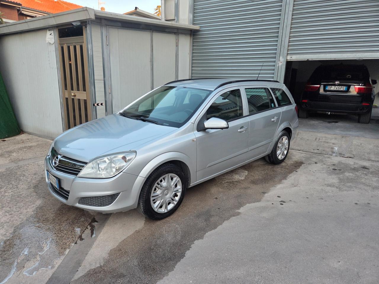 Opel Astra 1.7 CDTI 110CV Station Wagon Enjoy