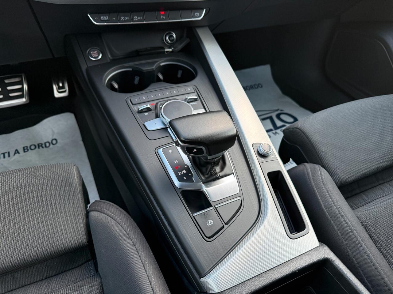 Audi A4 2.0 TDI 150 CV ultra S tronic Avant Cockpit Navi Led