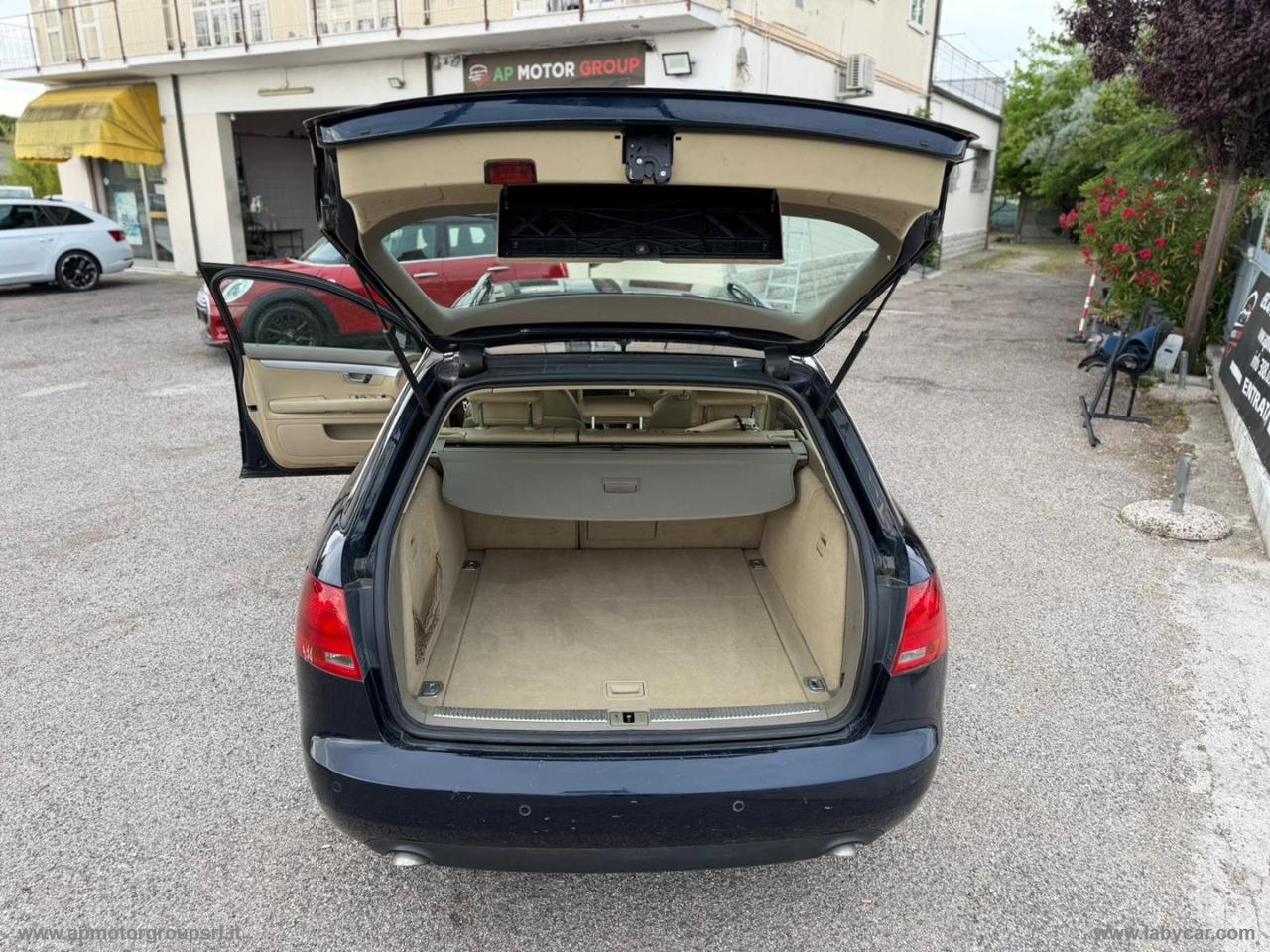 AUDI A4 2.7 V6 TDI F.AP. Avant mult. Top plus