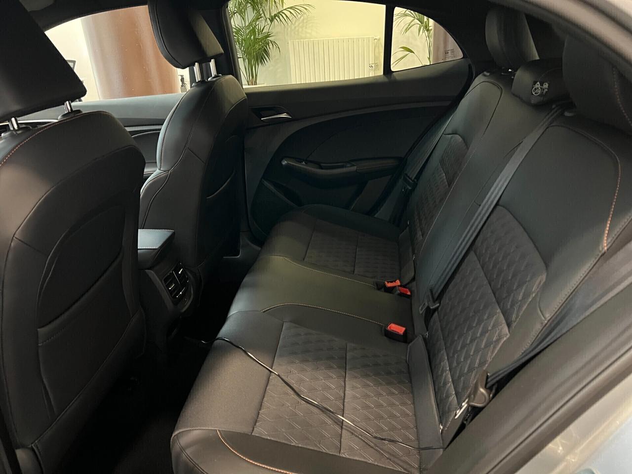 MG3 HYBRID PLUS LUXURY 195 CV AUTO KM0