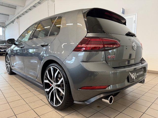 VOLKSWAGEN Golf GTI Performance DSG