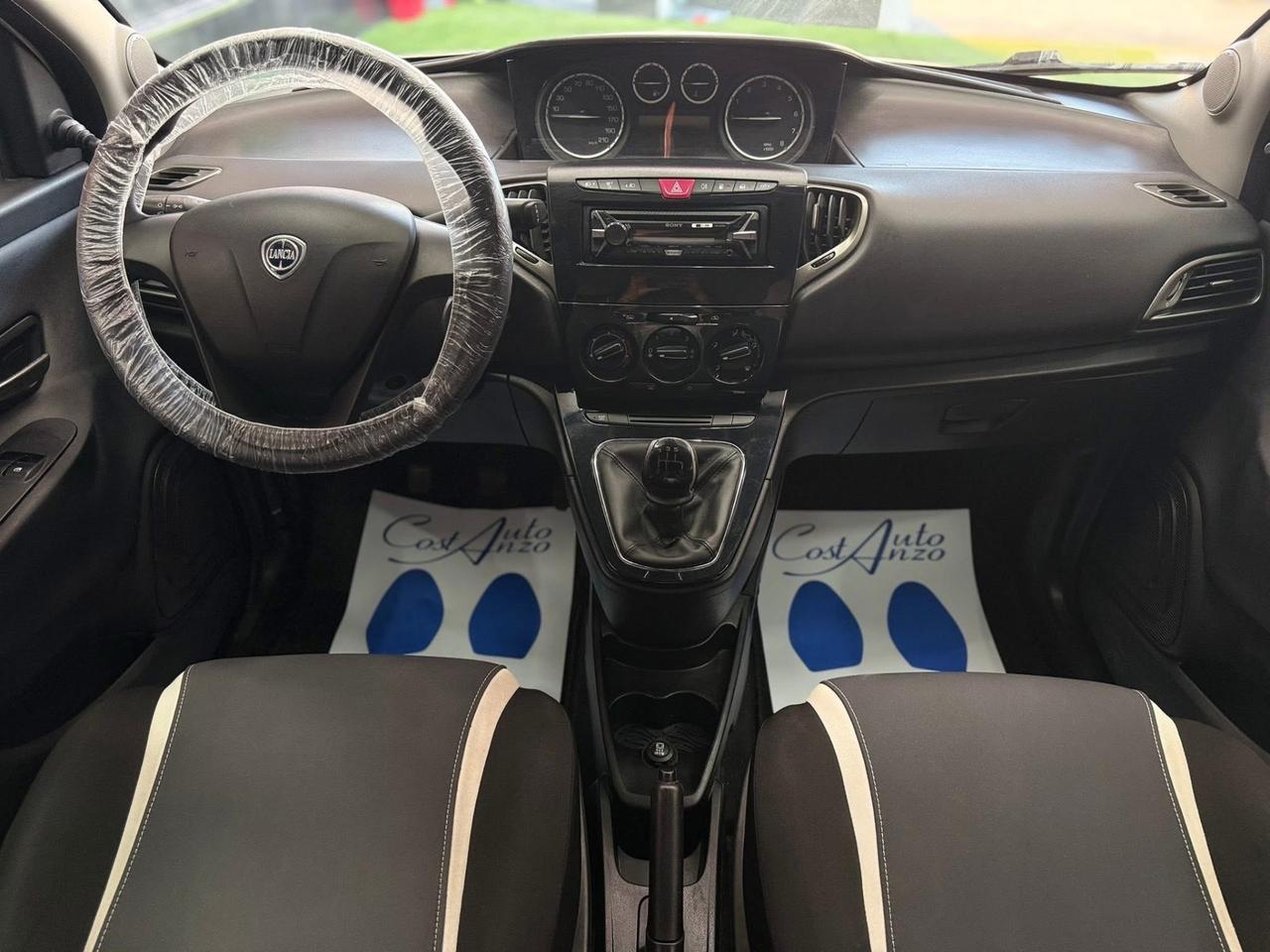 Lancia Ypsilon 1.2 GPL Ecochic Gold 2015