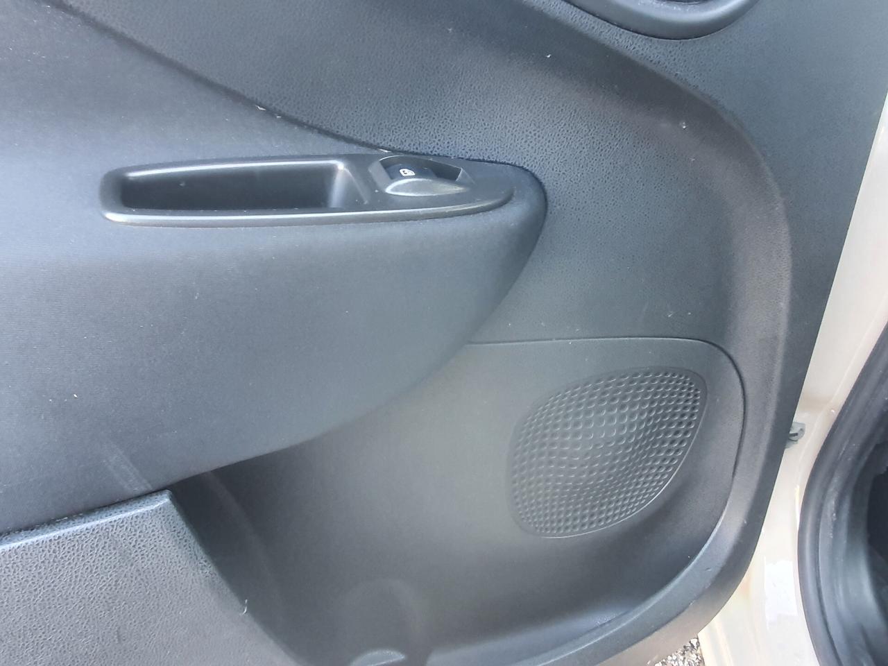 Fiat 500L 1.6 Multijet 105 CV Pop Star AUTOCARRO 4 POSTI