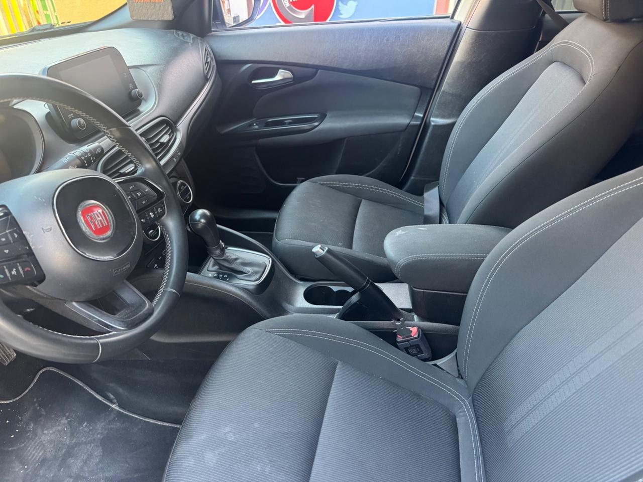 Fiat Tipo 1.6 Mjt S&S DCT 5 porte Sport