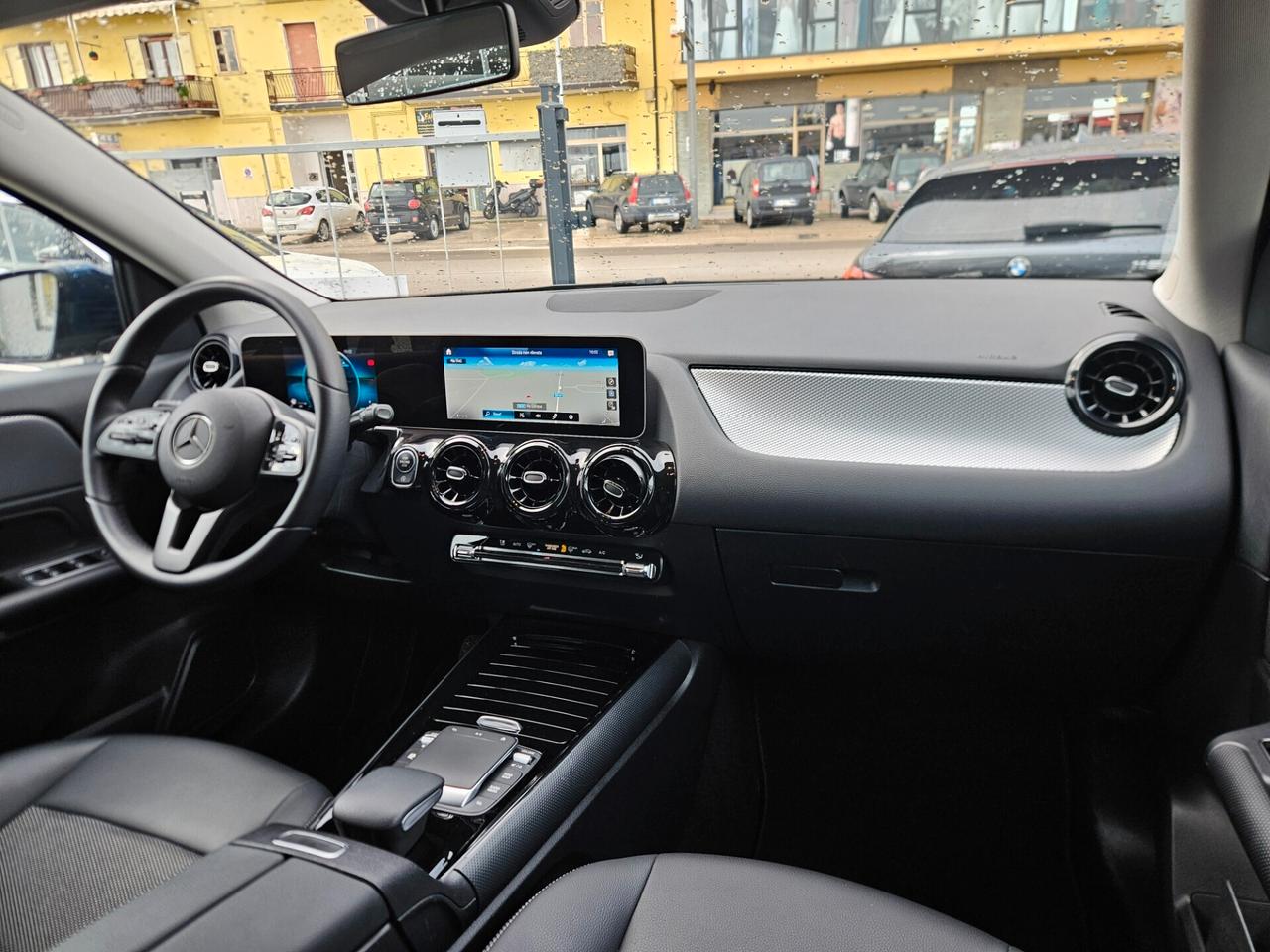 Mercedes-benz GLA 200 Automatic Executive