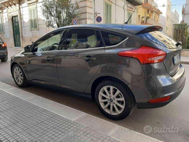 Ford Focus 1.5 TDCI 120CV BERLINA TITANIUM NAVI