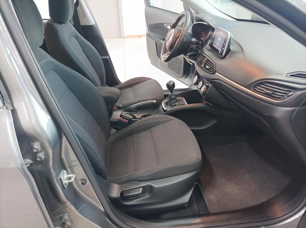 Fiat Tipo 1.6 Mjt CV120 S&S SW Easy Business 06/2017