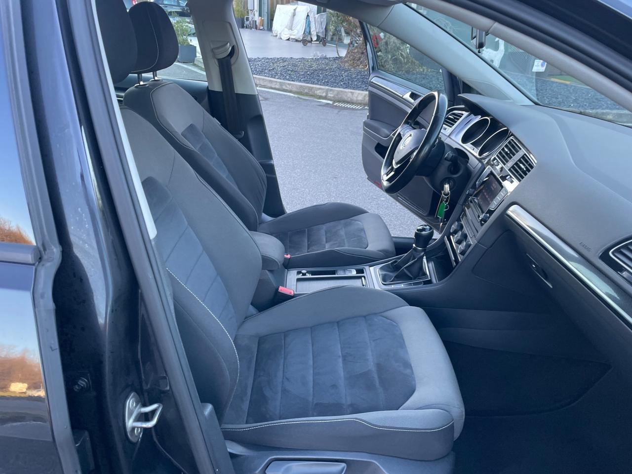 Volkswagen Golf 1.4 TSI 5p. *Neopatentati*Cerchi*