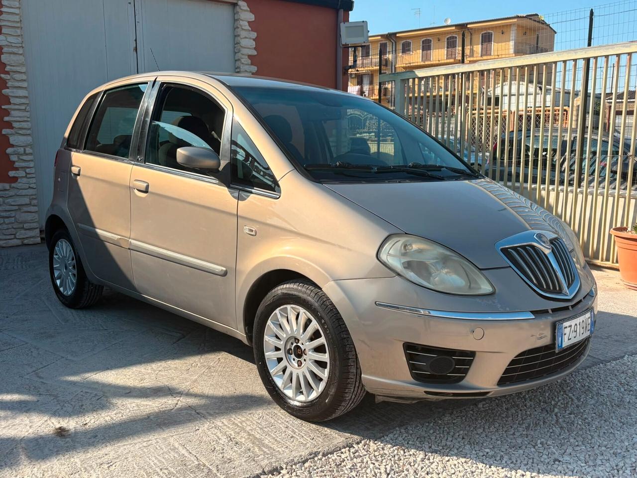 Lancia MUSA 1.3 Multijet 16V Argento