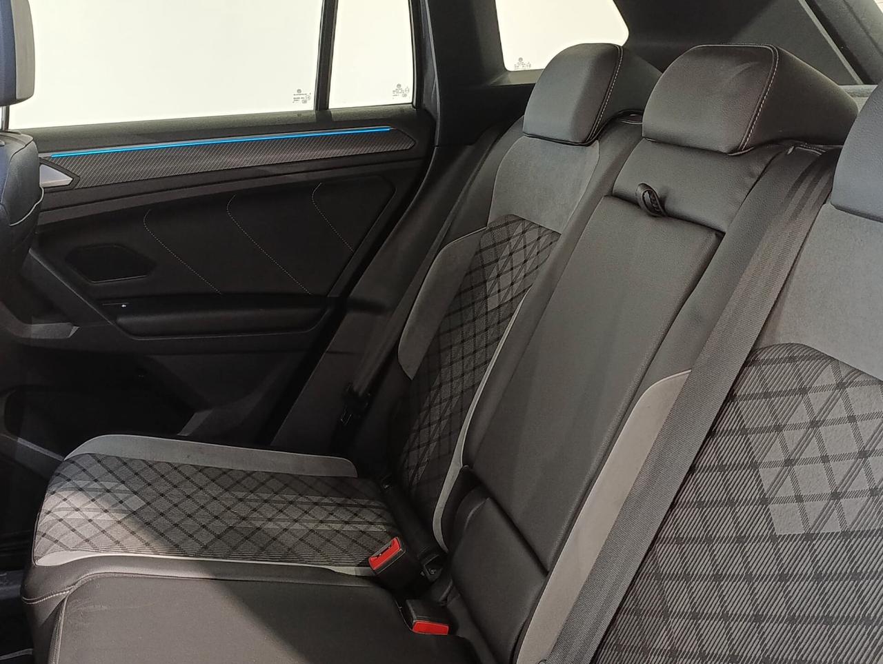 VOLKSWAGEN TIGUAN 1.5 BENZINA ANNO 2022 KM25000