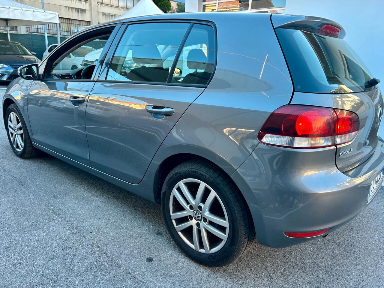 Volkswagen Golf 1.6 TDI DPF 5p. Highline 2011