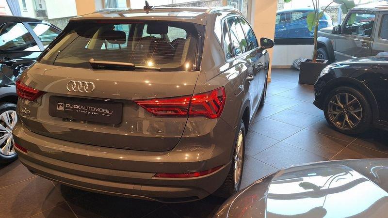 Audi Q3 35 TDI S tronic Business