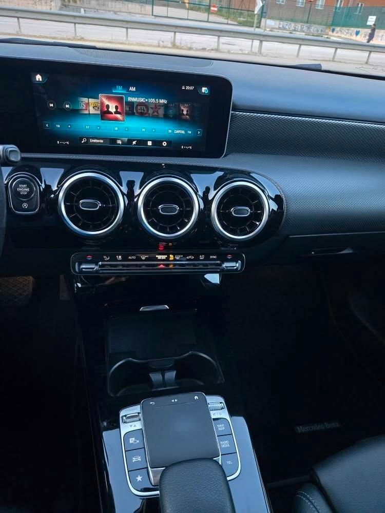 Mercedes-benz A 180 A 180 d Automatic Premium