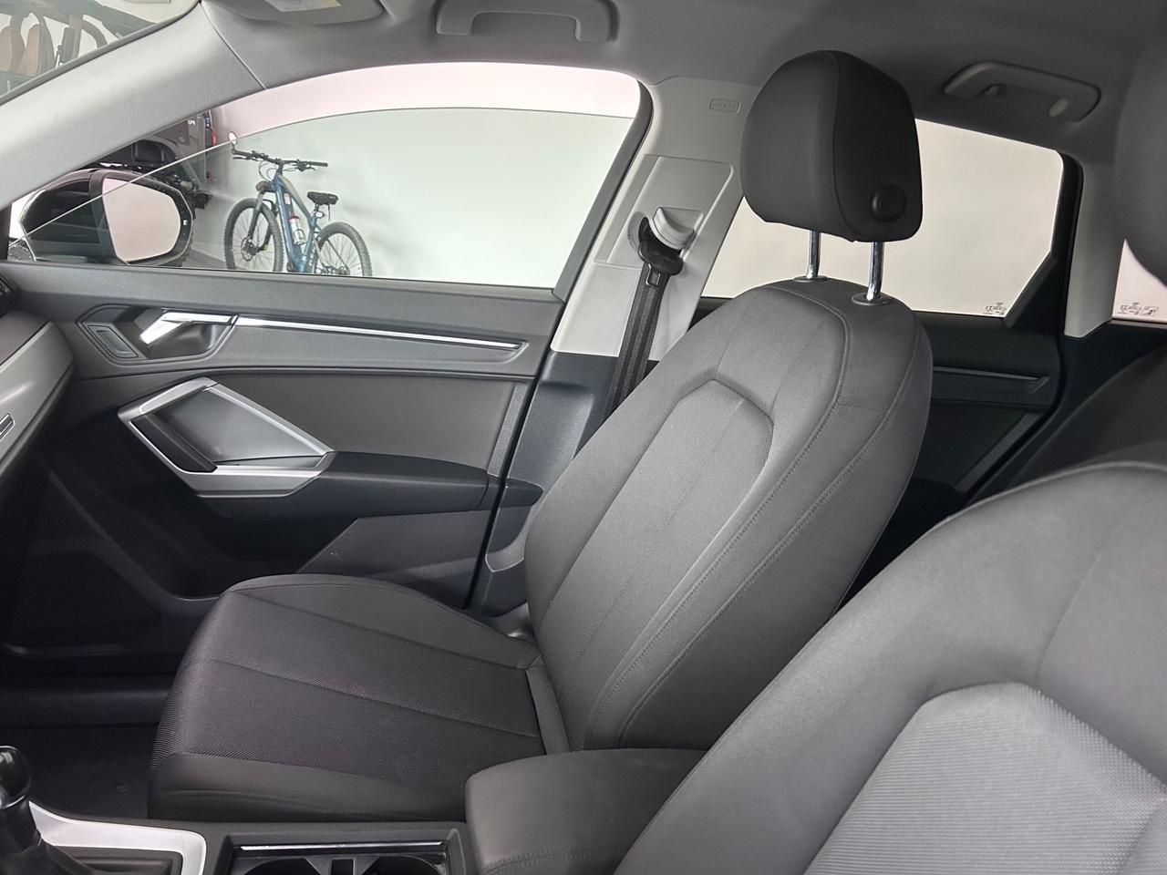 Audi Q3 35 TDI S tronic line edition