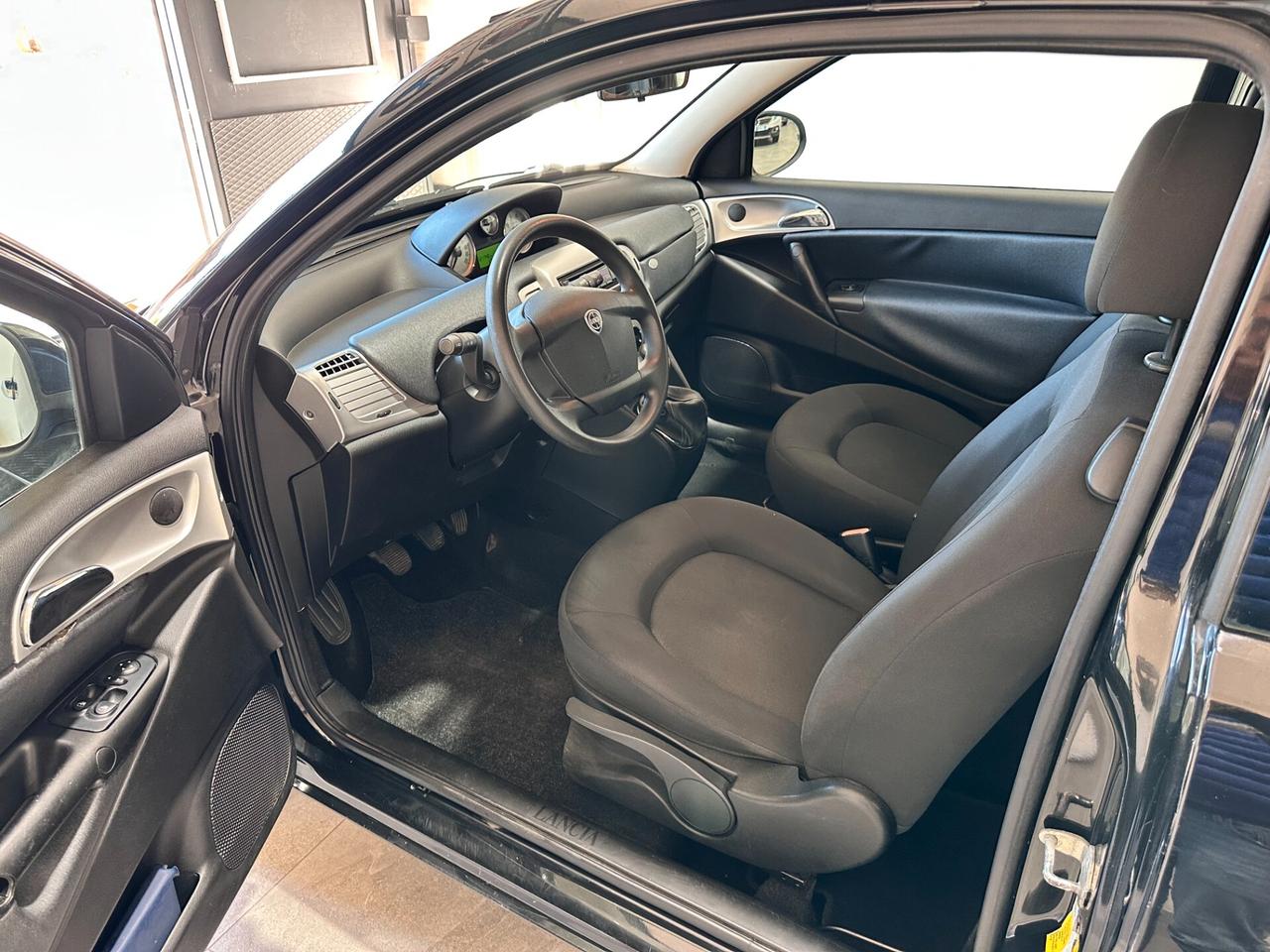 Lancia Ypsilon 1.2 69 CV Unyca - UNICO PROP. - NUOVA!!!