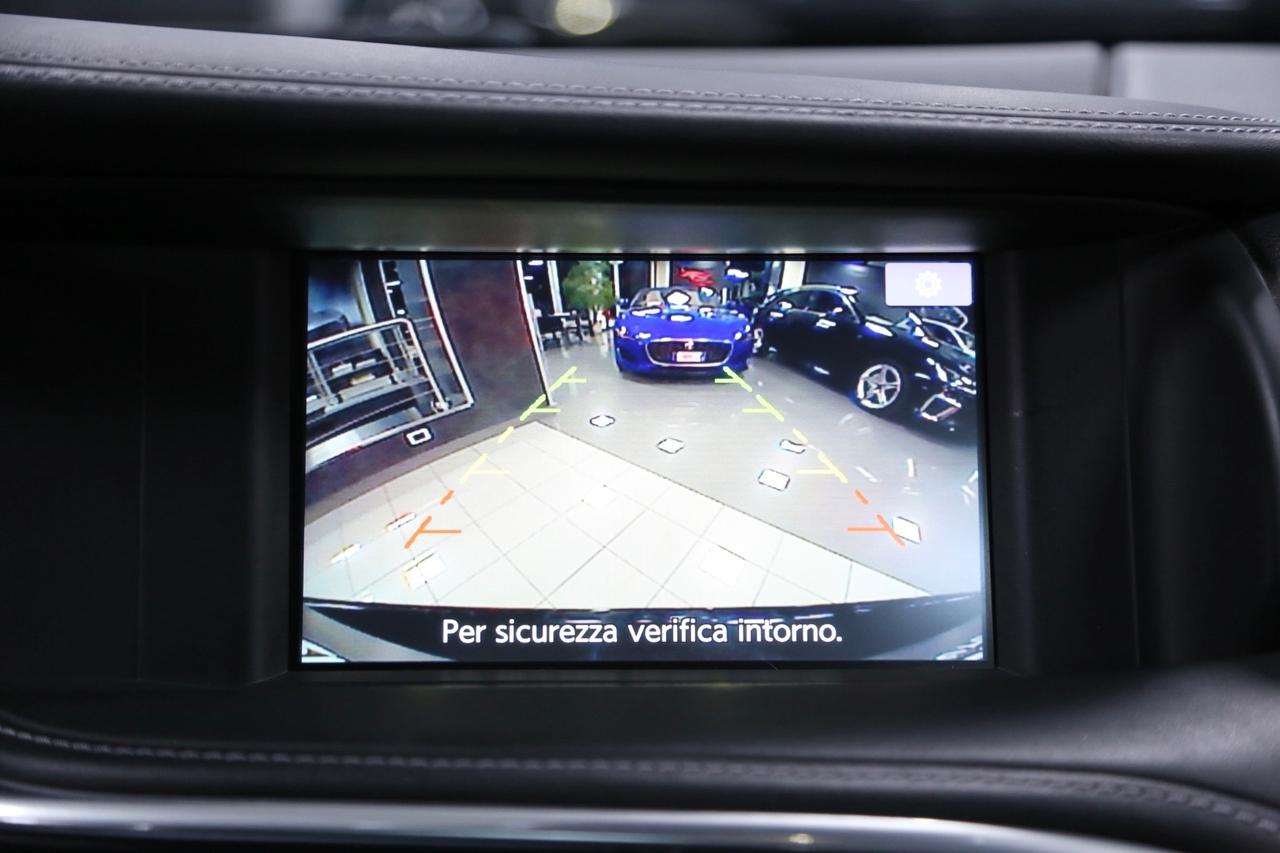 Infiniti Q30 1.5 diesel Premium Tech