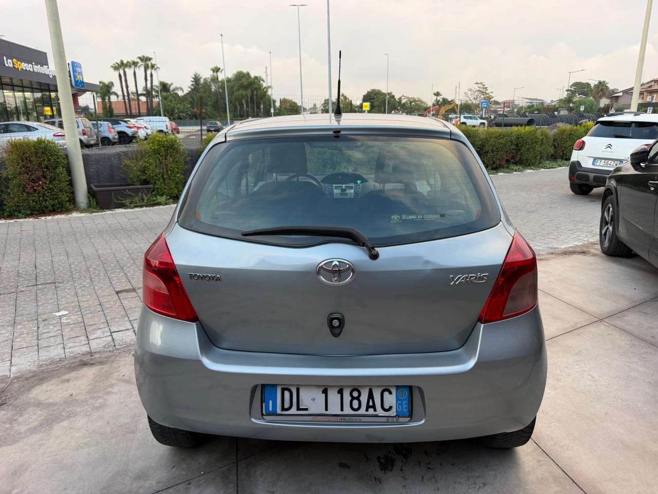 Toyota Yaris 1.0 3 porte Sol