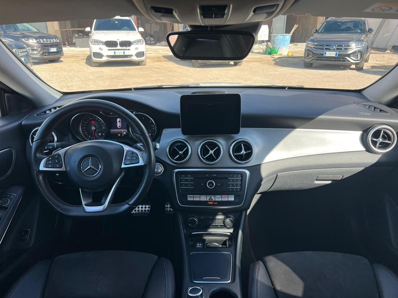 Mercedes-benz CLA 200 d Automatic Premium