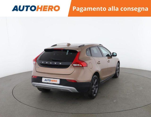 VOLVO V40 Cross Country D2 1.6 Momentum