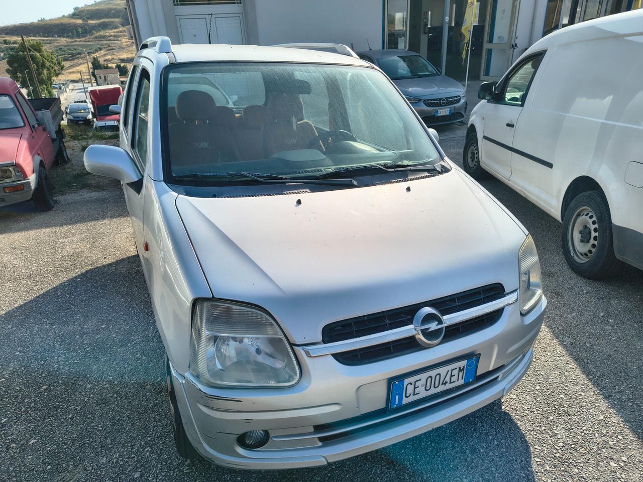Opel Agila 1.2 16V Comfort