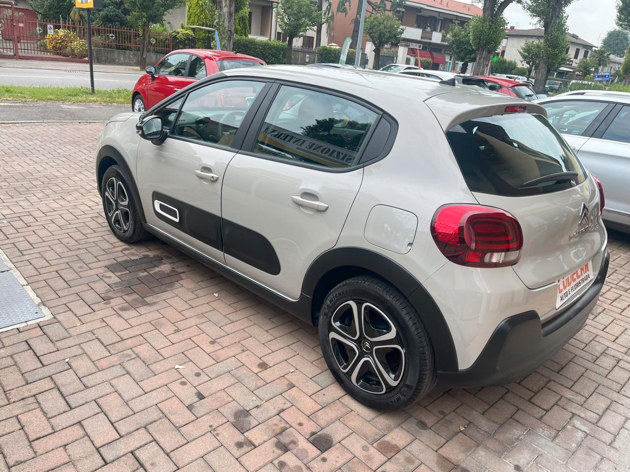Citroen C3 PureTech 83 S&S Plus - Neopatentati - Navigatore Satellitare - Fari Led - Climatizzatore Automatico