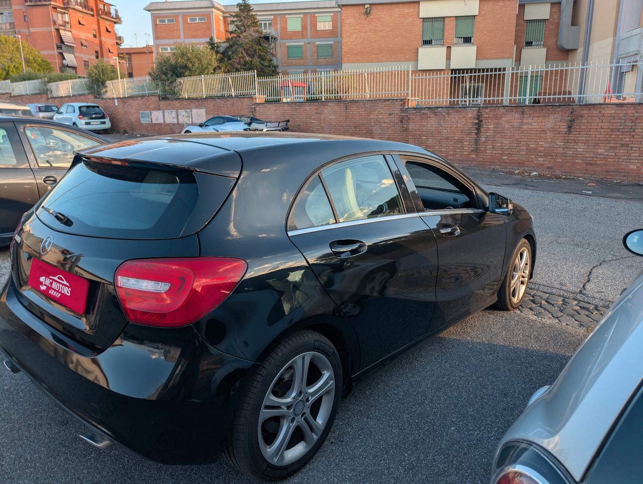 Mercedes-benz A 180 BlueEFFICIENCY Premium