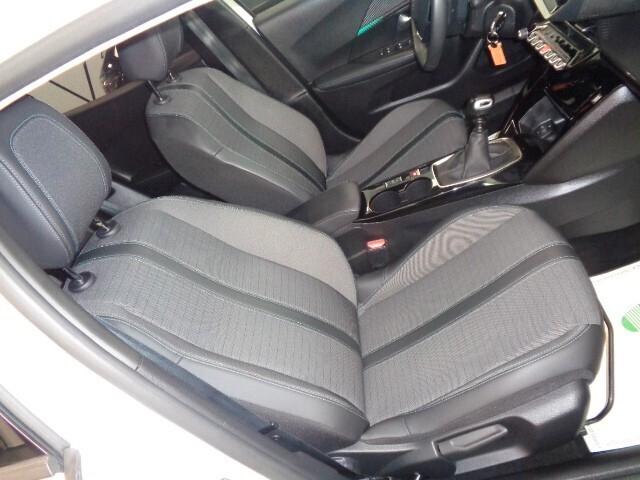 Peugeot 2008 BlueHDi 110 S&S Allure Pack