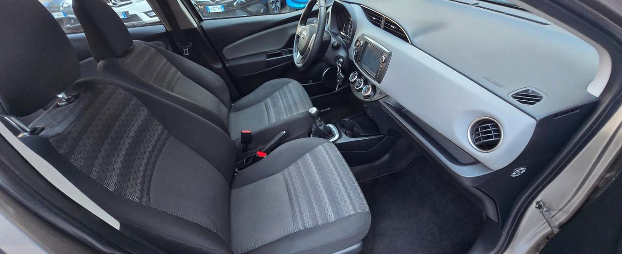 Toyota Yaris 1.0 5 porte Lounge