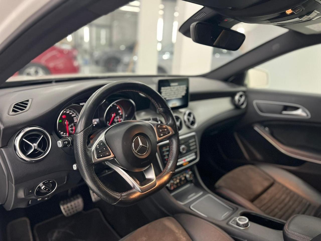 Mercedes-benz GLA 200 d Automatic Premium