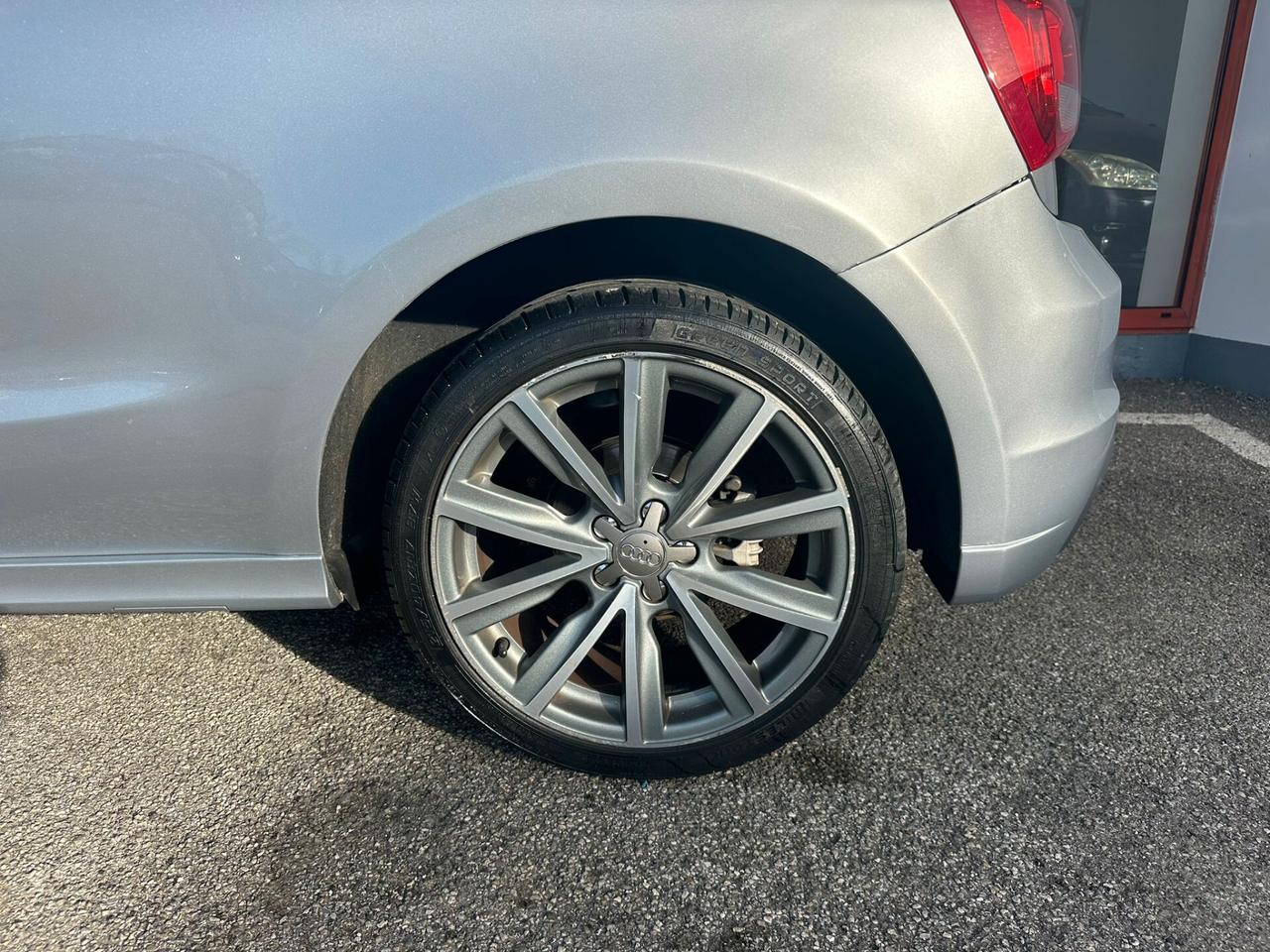 Audi A1 1.2 TFSI S-line