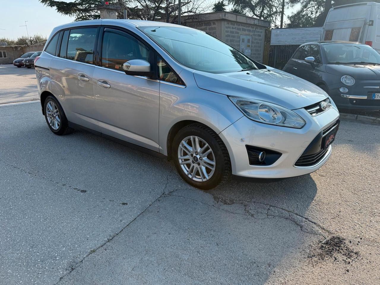 Ford Grand C-Max 7 Posti Titanium