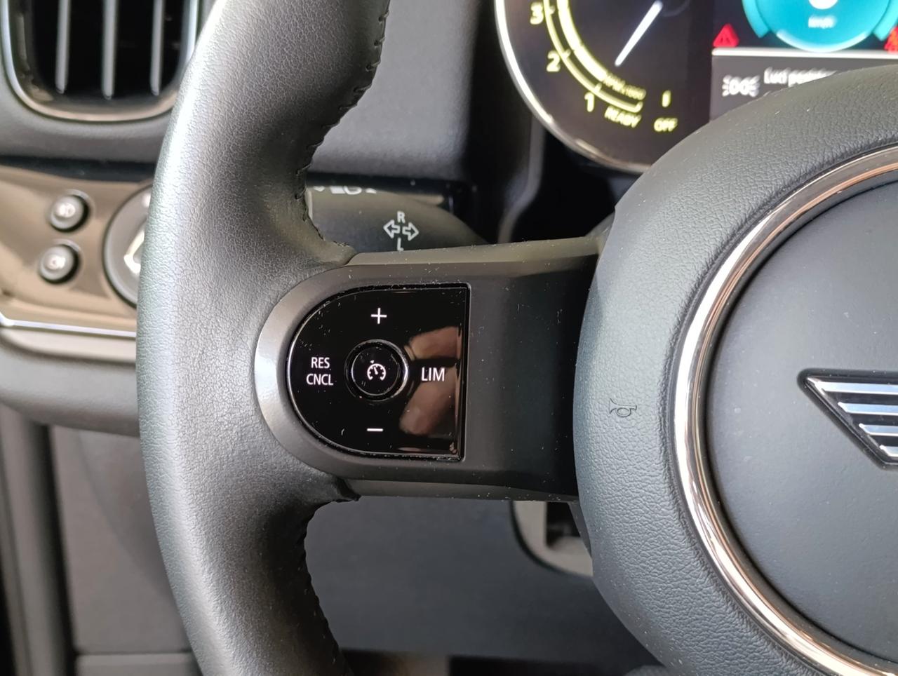 Mini Countryman Cooper Essential 1.5 Twin Power Turbo Steptronic