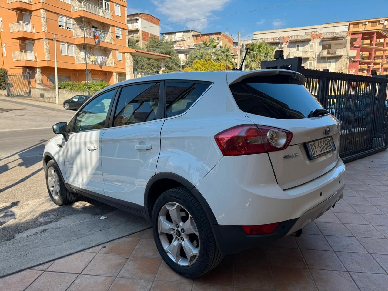 Ford Kuga Kuga+ 2.0 TDCi 136 CV 2WD DPF