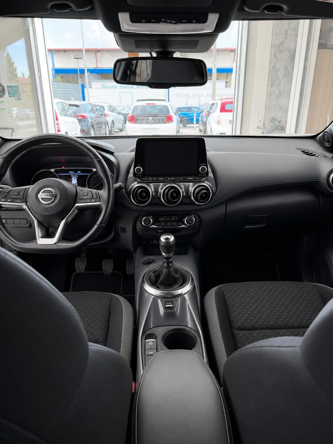 Nissan Juke 1.0 DIG-T 114 CV DCT N-Connecta