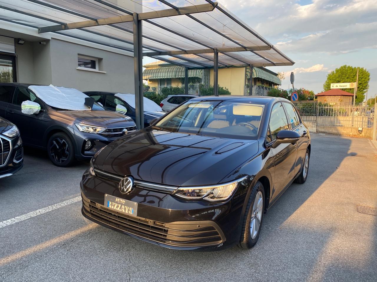 Volkswagen Golf 1.0 TSI EVO Life - ok neopatentati