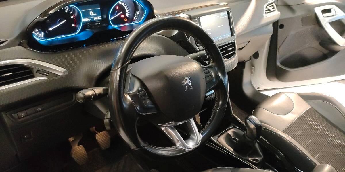 Peugeot 2008 1.5 bluehdi Allure s&s 100cv my19