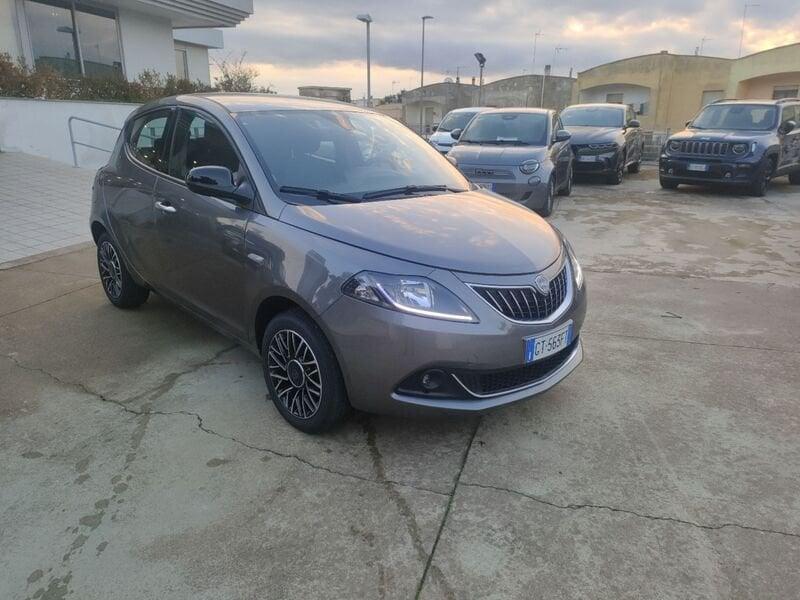 Lancia Ypsilon 3ª serie 1.0 FireFly 5 porte S&S Hybrid Gold