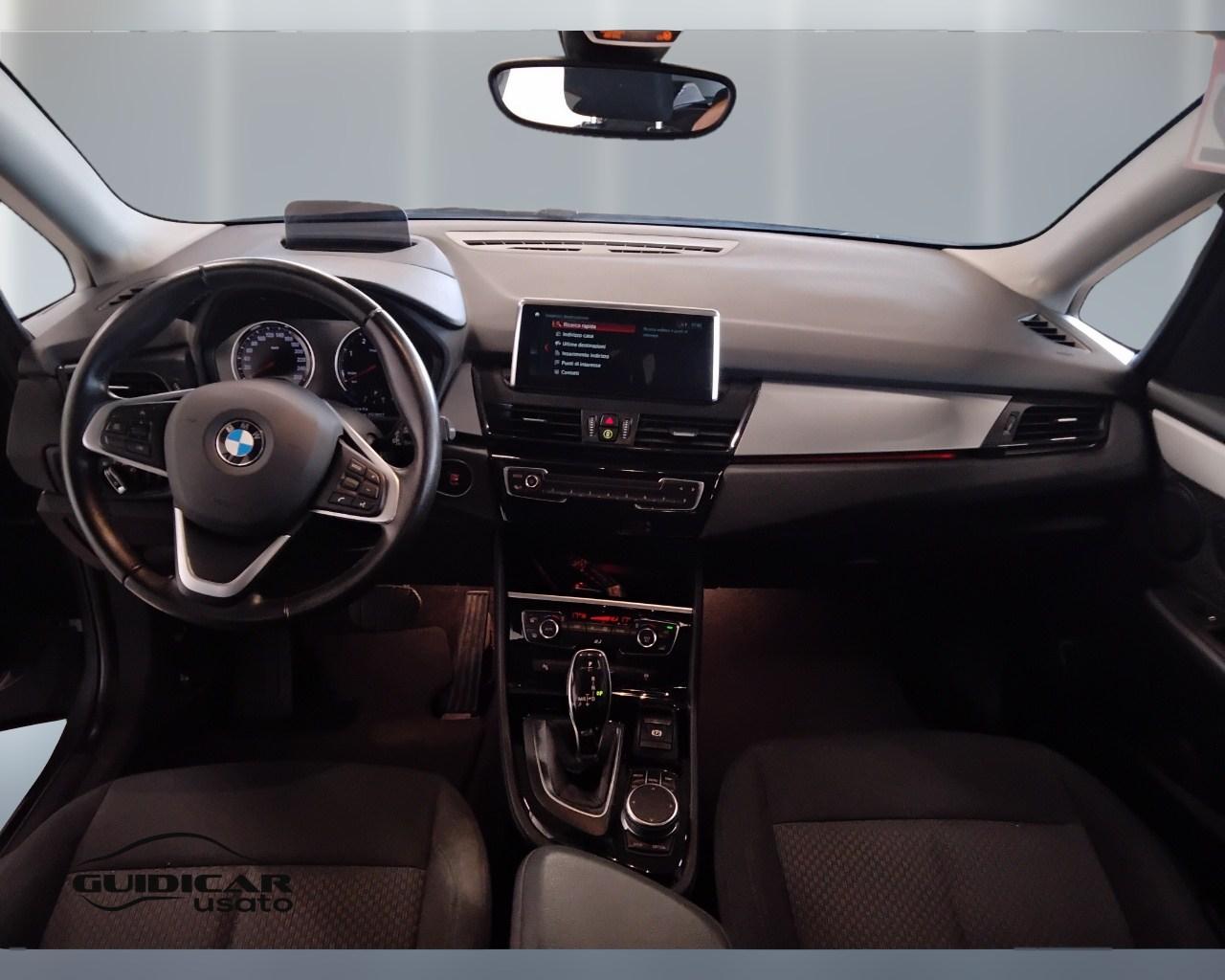 BMW Serie 2 F45 2018 Active Tourer - 218d Active Tourer Advantag