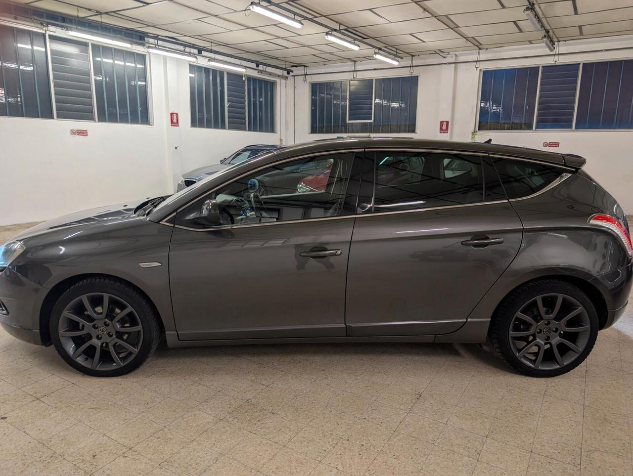 Lancia Delta 1.4 tjt S GPL