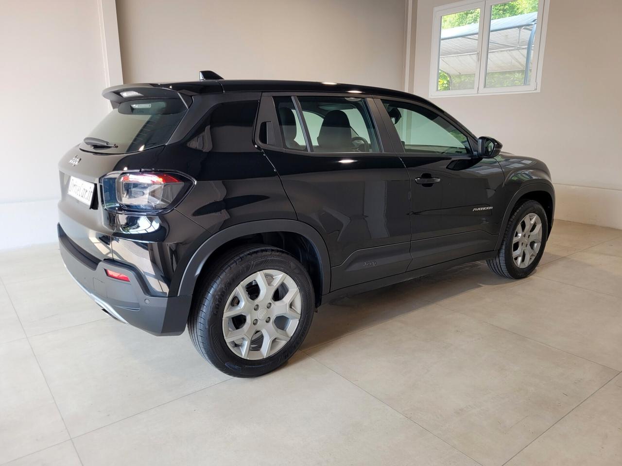 Jeep Avenger 1.2 ALTITUDE APPLE CARPLAY + ANDROID AUTO CRUISE CONTROL