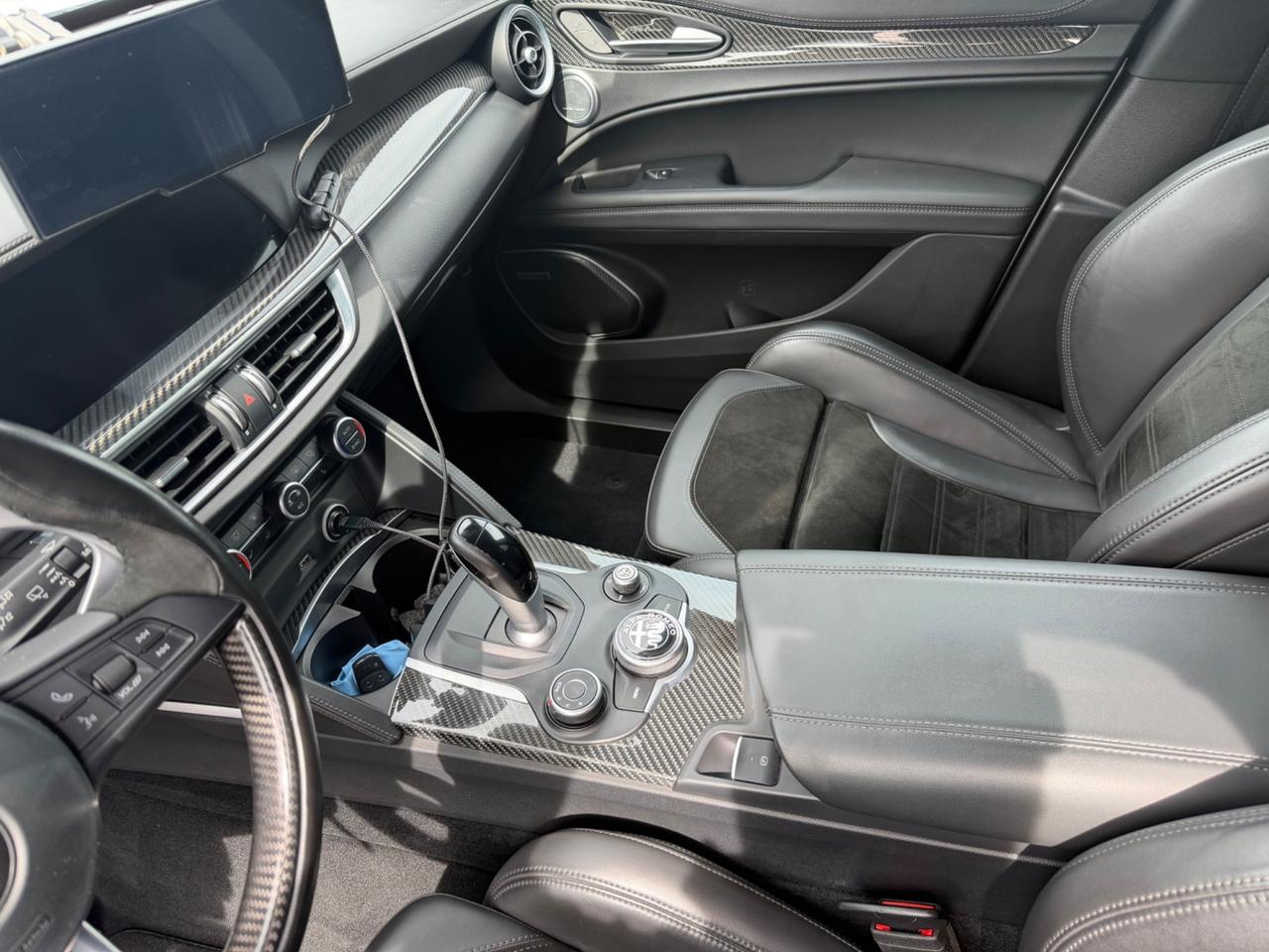 Alfa Romeo Stelvio 2.9 Bi-Turbo V6 510 CV AT8 Quadrifoglio