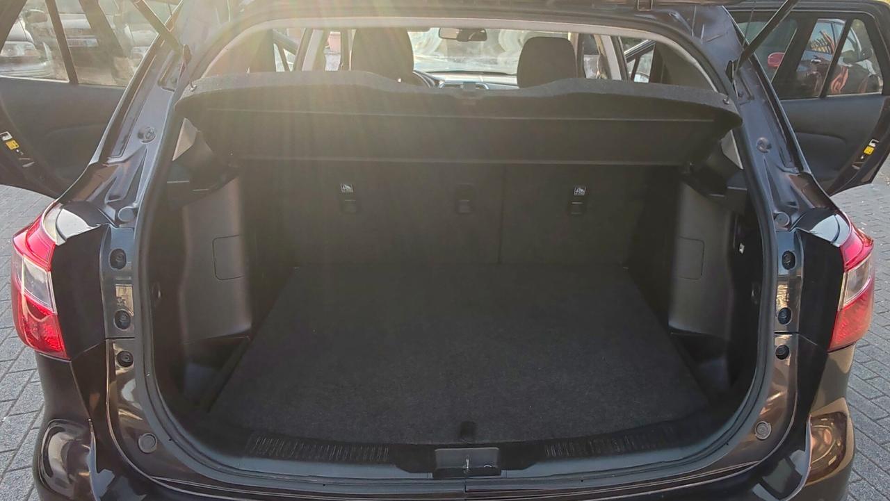 Suzuki SX4 S-Cross 1.6 DDiS 4WD All Grip Star View