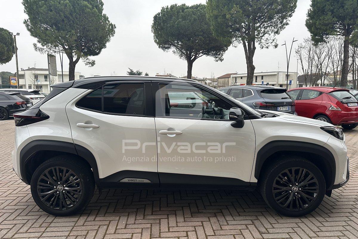 TOYOTA Yaris Cross 1.5 Hybrid 5p. E-CVT Adventure