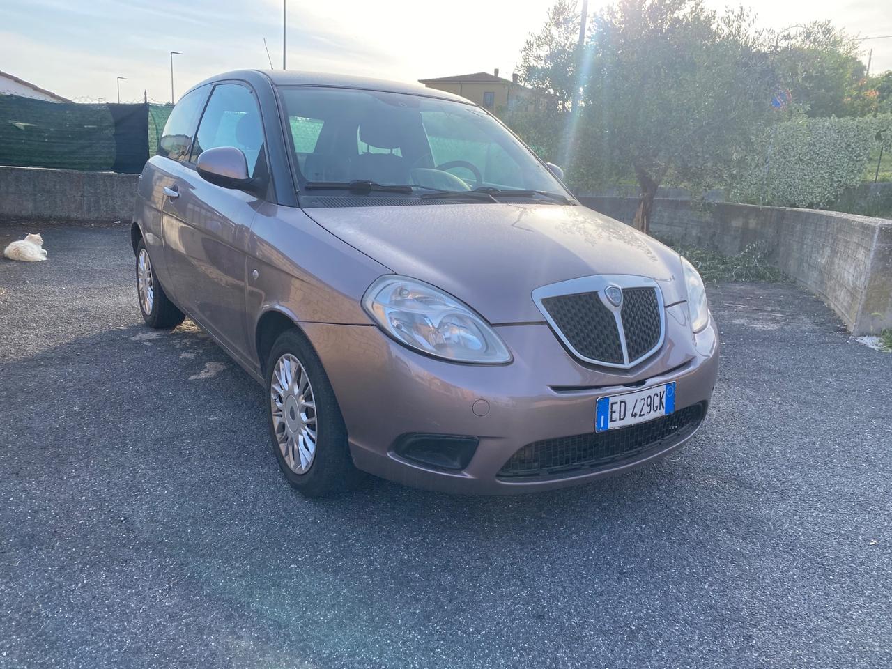 Lancia Ypsilon 1.2 Argento