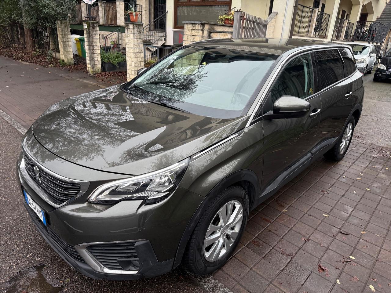 Peugeot 5008 BlueHDi 130 S&S Business