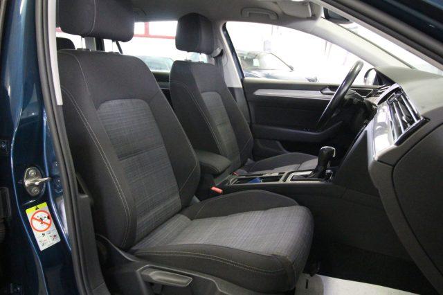 VOLKSWAGEN Passat Variant 2.0 TDI SCR EVO DSG Business