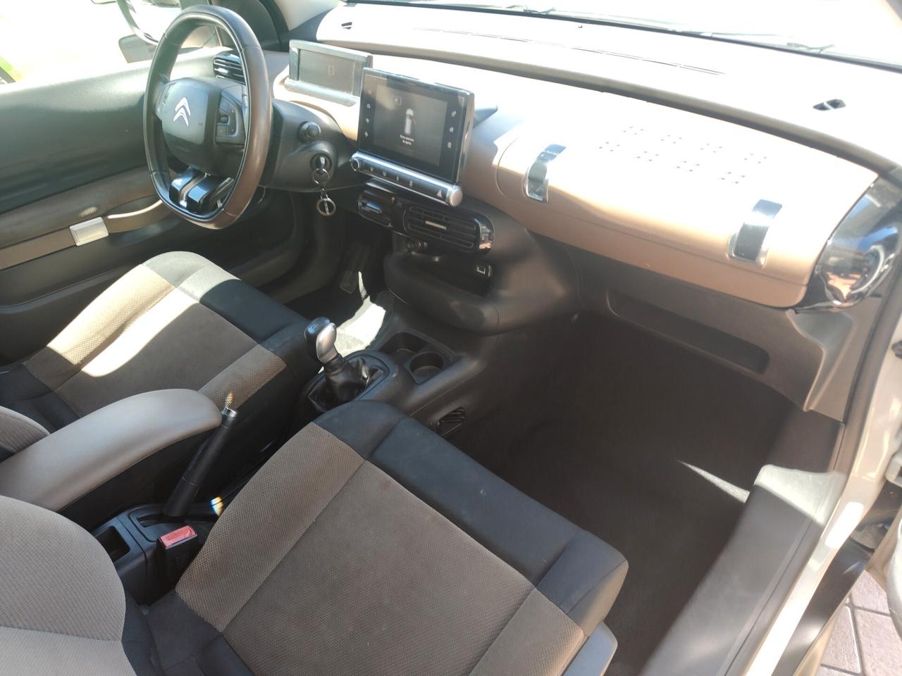 Citroen C4 Cactus BlueHDi 100 S&S Shine