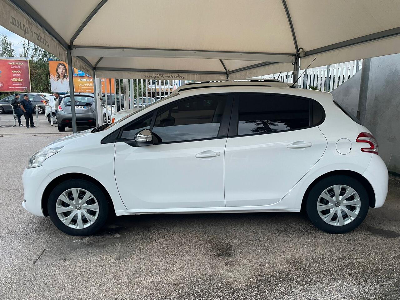 Peugeot 208 1.4 HDi 68 CV 5 porte Active