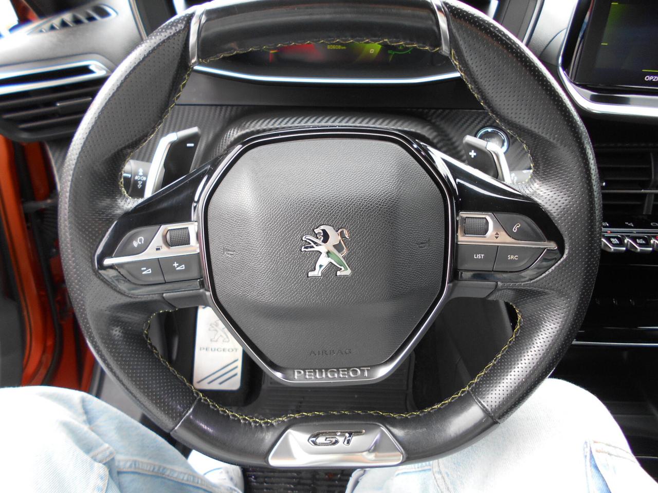 Peugeot 2008 PureTech 155 S&S EAT8 GT Pack